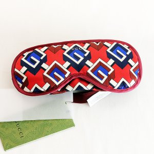 画像: グッチ トラベルアクセサリー ジオネトリックG プリント アイマスク 662423 レッド／ブルー