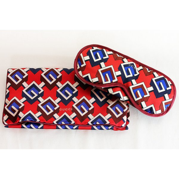 グッチ トラベルアクセサリー ジオネトリックG プリント アイマスク 662423 レッド／ブルー　ポーチ