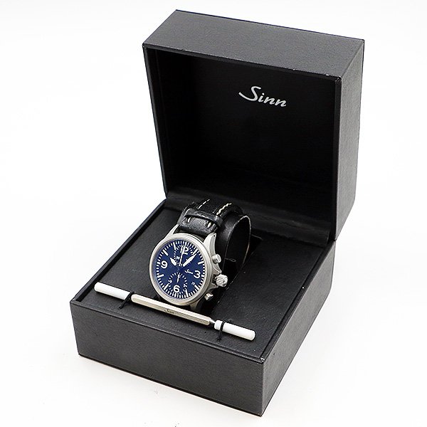 ７５６　クロノグラフ　黒文字盤　箱