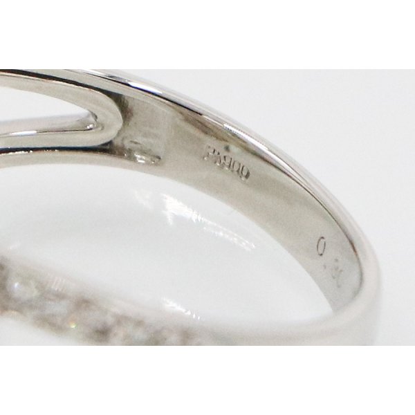 PT900 ダイアイリリング 0.30ct 4.90g　刻印