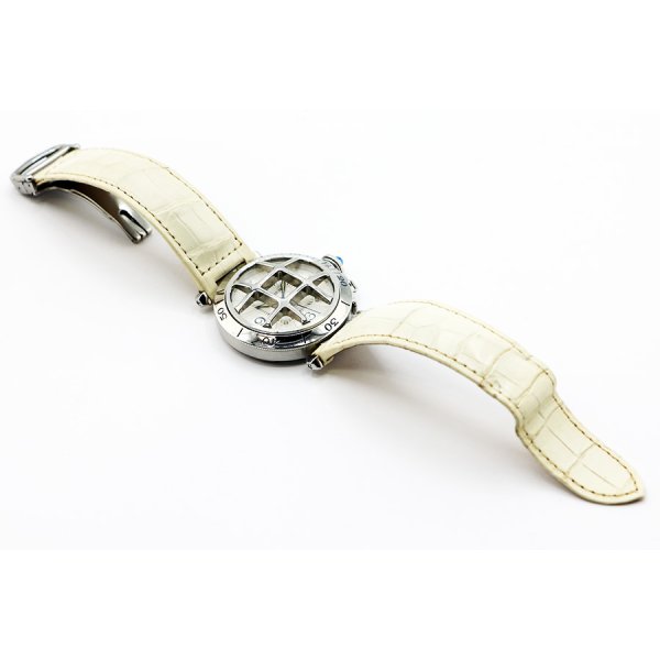 カルティエ　パシャ３８　コンベックスグリッド　Ｗ３１０５９Ｈ３　銀文字盤　革ベルト状態　表面