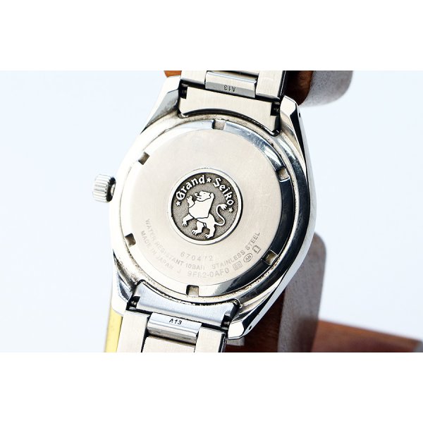 グランドセイコー　ＳＢＧＶ０２３　黒文字盤　９Ｆ８２－０ＡＦ０　裏面拡大