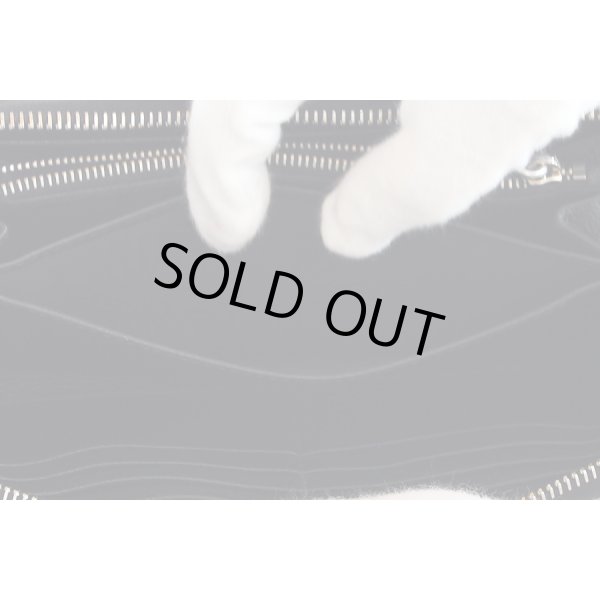 プラダ　ジップアラウンド長財布 2ML317 ブラック　お札入れ