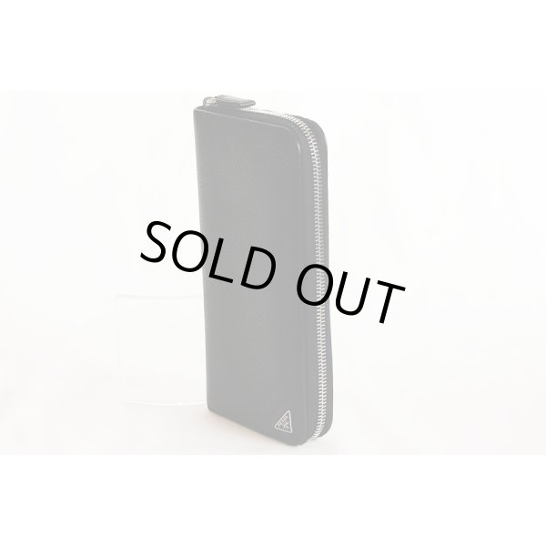 プラダ　ジップアラウンド長財布 2ML317 ブラック　サイド