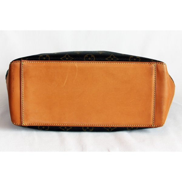 ルイ・ヴィトン　カバ・ピアノ M51148　底