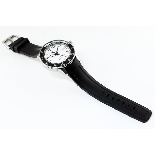 ＩＷＣ　アクアタイマー２０００　ＩＷ３５６８０６　白文字盤　ラバーベルト状態　表面
