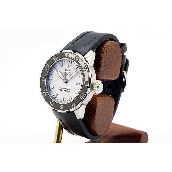ＩＷＣ　アクアタイマー２０００　ＩＷ３５６８０６　白文字盤　サイド