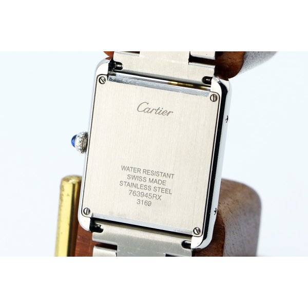 カルティエ　タンクソロＬＭ　Ｗ５２０００１４　銀文字盤　裏面拡大