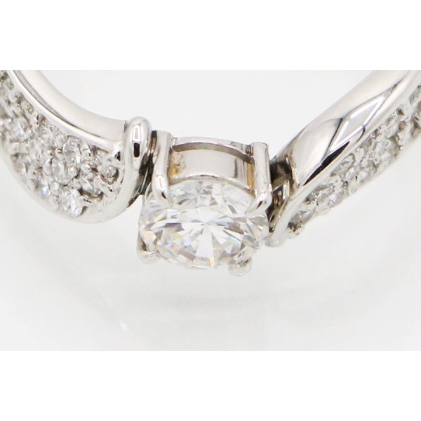 PT900 ダイアイリリング 0.567ct 0.40ct 6.60g　拡大