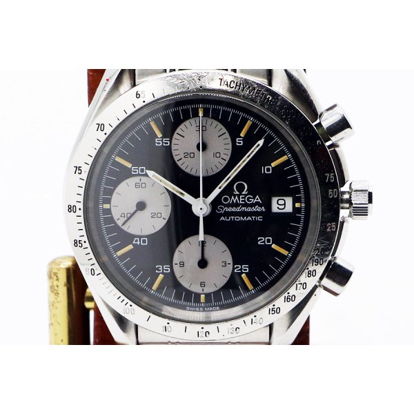 オメガ　スピードマスターデイト旧型　３５１１．５０　黒文字盤　銀インダイアル　表面拡大