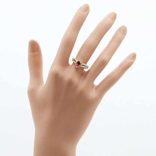 K18 ルビーダイアイリリング 0.74ct 0.60ct 4.10g　装着イメージ