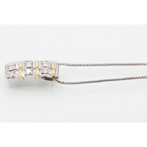 PT900/850/K18 ダイアイリペンダントネックレス 0.23ct 6.80g　サイド