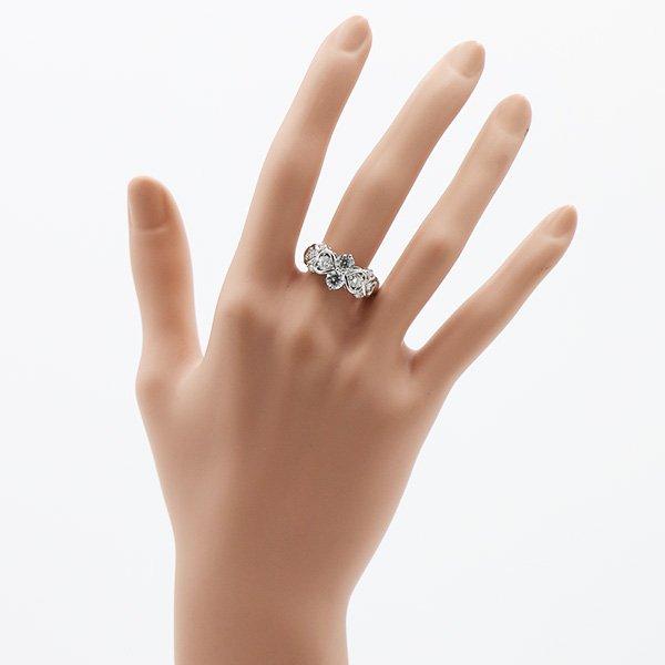 PT900 ダイアイリリング 1.52ct 10.80g　装着イメージ