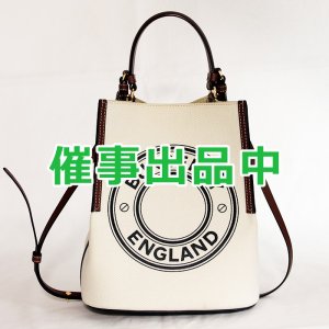 画像: バーバリー スモールロゴグラフィック ペギーバケットバック ナチュラル/ブラウン