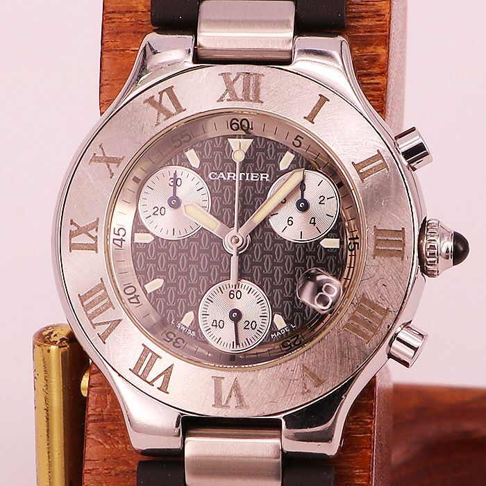 カルティエ クロノスカフ ２４２４ 黒ロゴ文字盤 メンズ 中古腕時計